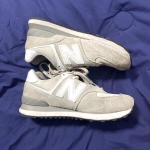 Newbalce 750 Womes Size 8.5 Men’s 7